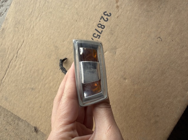 Покажчик повороту крила 13252455 GM