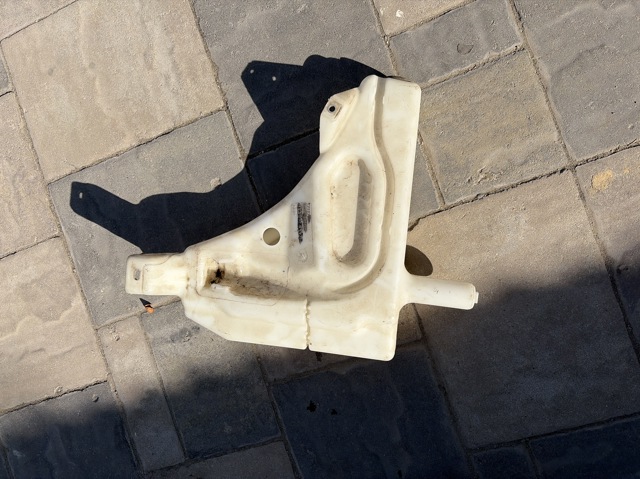 Бачок омивайки 4L0955453 VAG