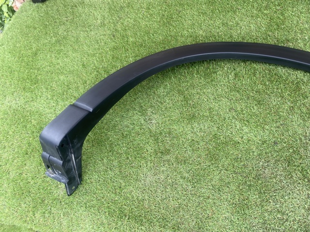 Молдинг арки колеса заднього, лівий KB7W51W60F MAZDA