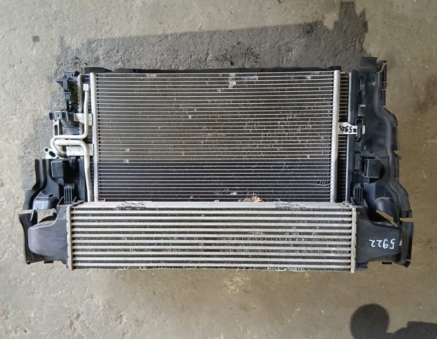 Радіатор 32224829 VOLVO