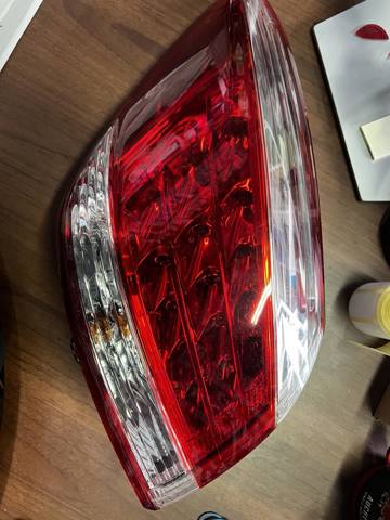 Стоп задній 265551SU0A NISSAN
