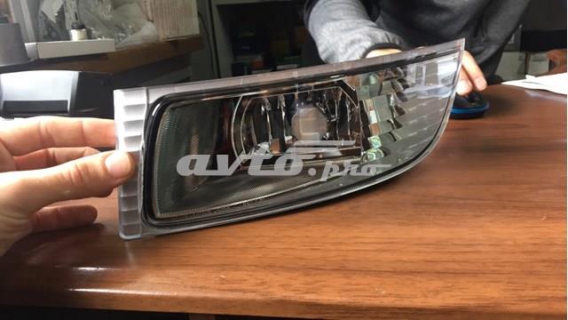 Протитуманка ліва 8122160080 TOYOTA