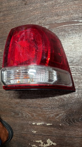 Фара задня права зовнішня 8155160820 TOYOTA