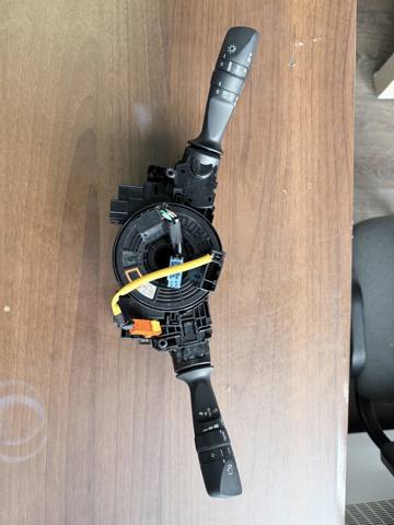 Датчик повороту керма 8924512040 TOYOTA