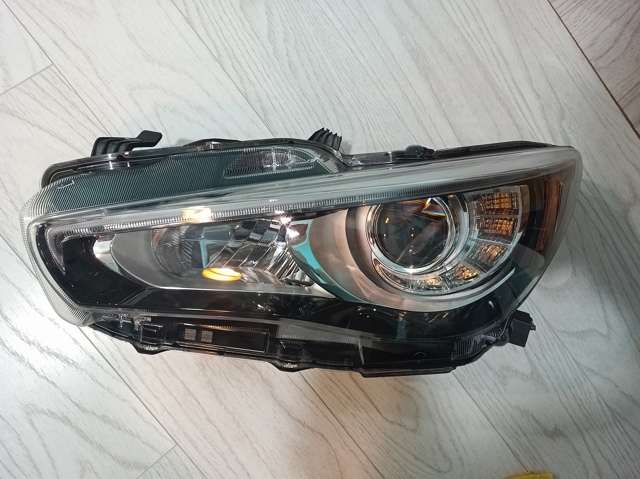 Фара дальнього світла в зборі 260604HB0B NISSAN