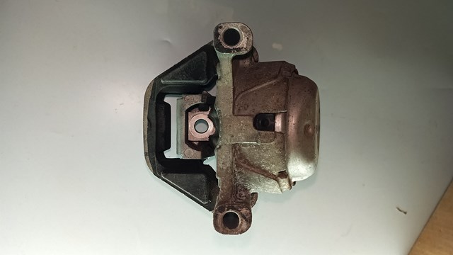 Права подушка мотора 4G0199381MK VAG
