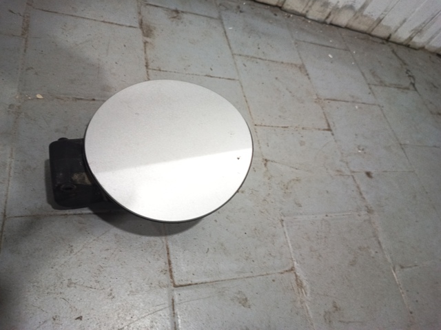 Лючок (дверцята) бензобака 5N0809857C VAG