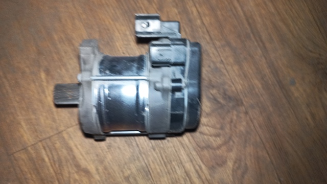 Рейковий рульовий механізм 8965006530 TOYOTA