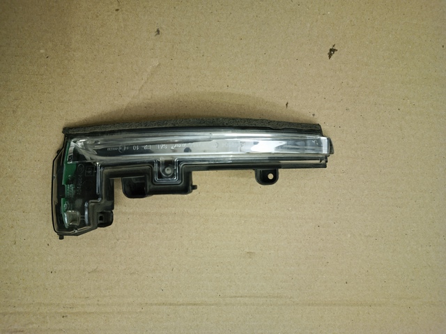 Покажчик повороту дзеркала, правий LR027945 LAND ROVER