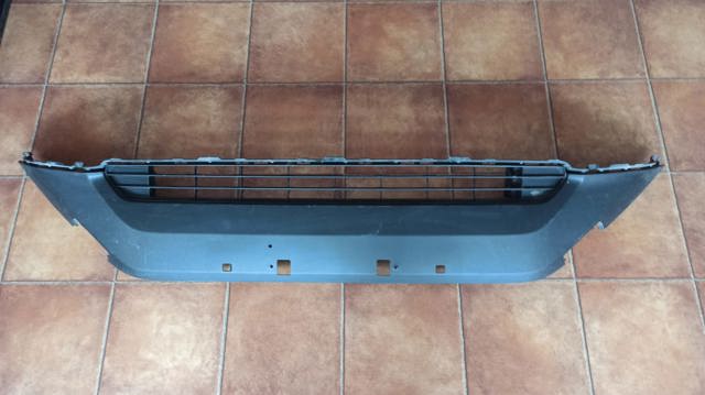 Решітка бампера нижня 5311342110 TOYOTA