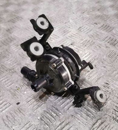 Помпа охолодження 2511003HZ0 HYUNDAI