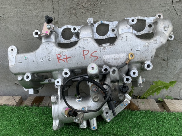 Колектор впускний 1540A417 MITSUBISHI