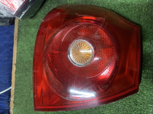 Стоп задній 1K6945095AA VAG