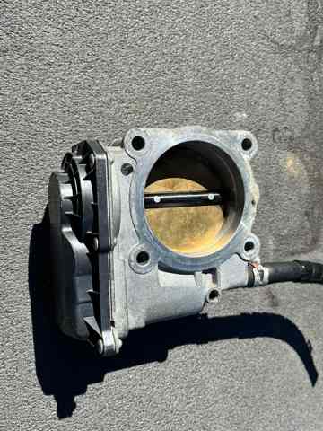 Блок дросельної заслінки 2203031030 TOYOTA