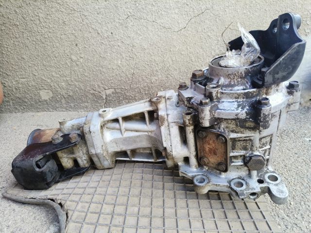 Роздавальна коробка 3200A067 MITSUBISHI