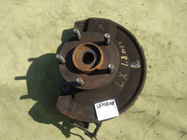 Кулак поворотний передній правий 3870A008 MITSUBISHI