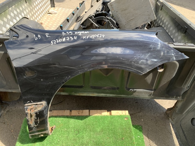 Переднє праве крило 5220A734 MITSUBISHI