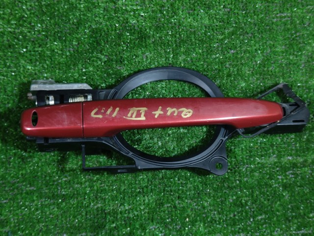 Ручка передніх дверей зовнішня, права 5716A014YC MITSUBISHI