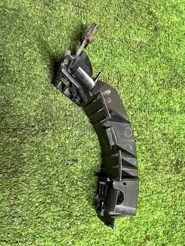 Ліве кріплення переднього бампера 6H5216F072AF LAND ROVER