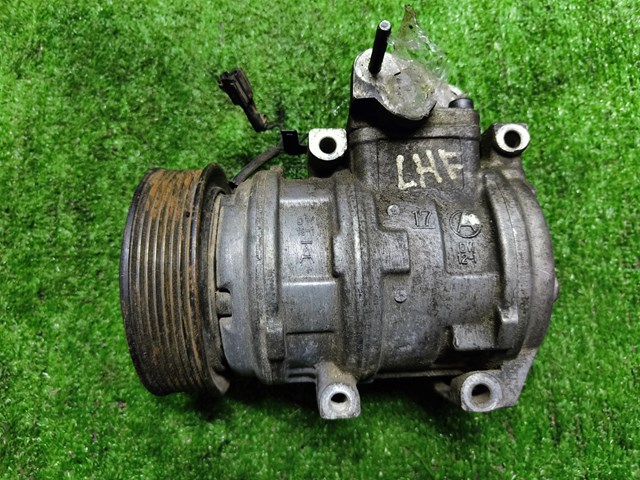 Насос кондиціонера 8FK351273431 HELLA