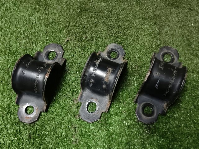 Хомут кріплення втулки стабілізатора, заднього DG9C5B484AXB FORD