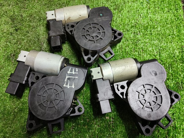Моторчик скло підйомника G22C5958X MAZDA