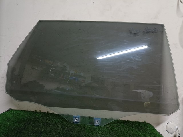 Вікно задніх дверей MN129338 MITSUBISHI