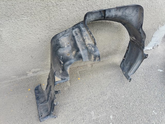 Підкрилок переднього крила, правий MN150570 MITSUBISHI