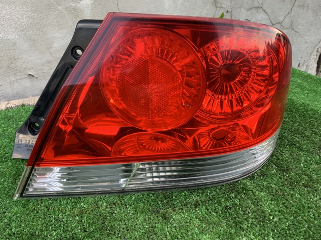 Задній правий стоп MN161196 MITSUBISHI