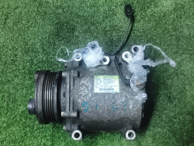 Насос кондиціонера MN185570 MITSUBISHI