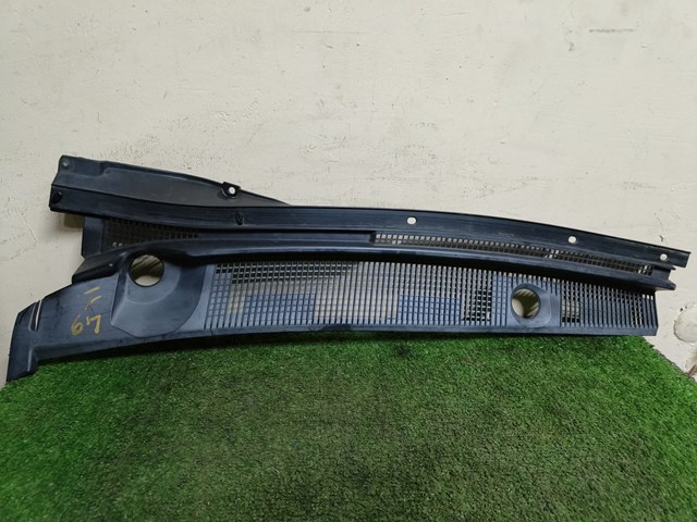 Решітка повітрозабірника салону MR533285 MITSUBISHI