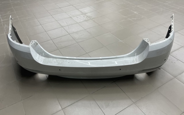Кожух бампера заднього 51127332765 BMW