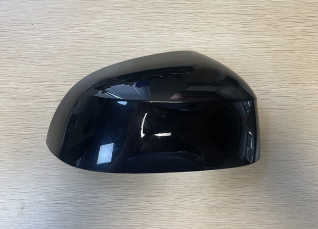 Накладка правого бокового дзеркала 51168496624 BMW
