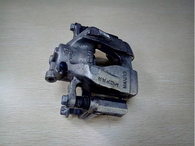 Супорт гальмівний, передній, правий 68346906AB CHRYSLER