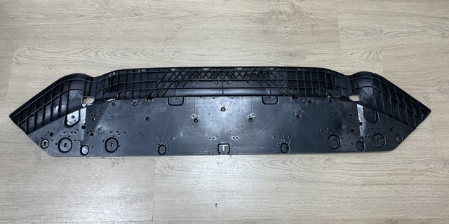 Захист бампера переднього 8W0807611A VAG
