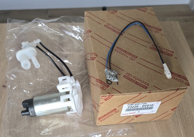 Елемент-турбінка паливного насоса 232200V010 TOYOTA