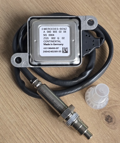 Датчик оксидів азоту NOX, передній A0009050208 MERCEDES