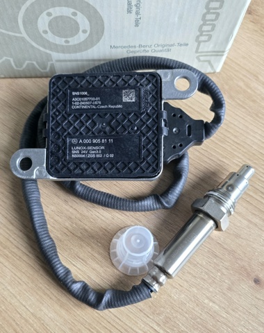 Датчик оксидів азоту NOX, задній A0009058111 MERCEDES