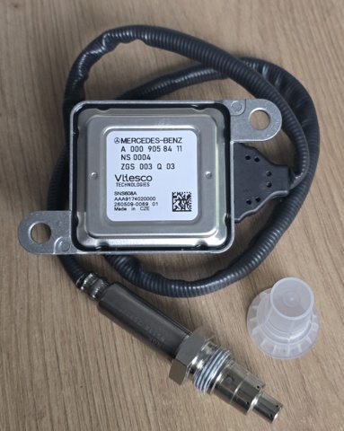 Датчик оксидів азоту NOX, задній A0009058411 MERCEDES