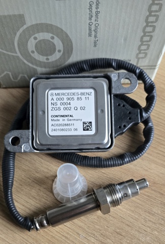 Датчик оксидів азоту NOX, задній A0009058511 MERCEDES