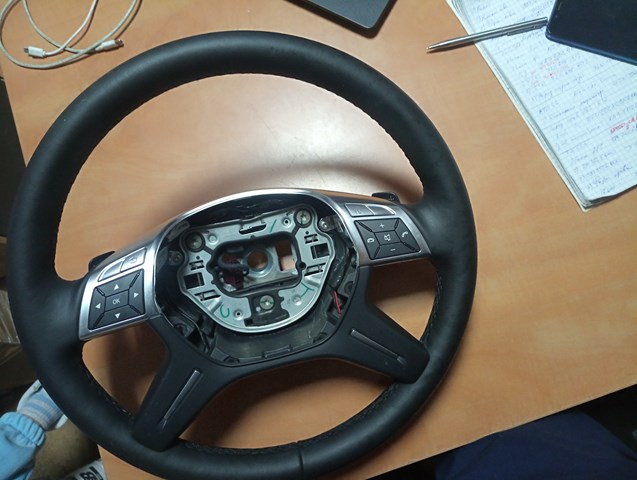 Рульове колесо 16646053039E38 MERCEDES