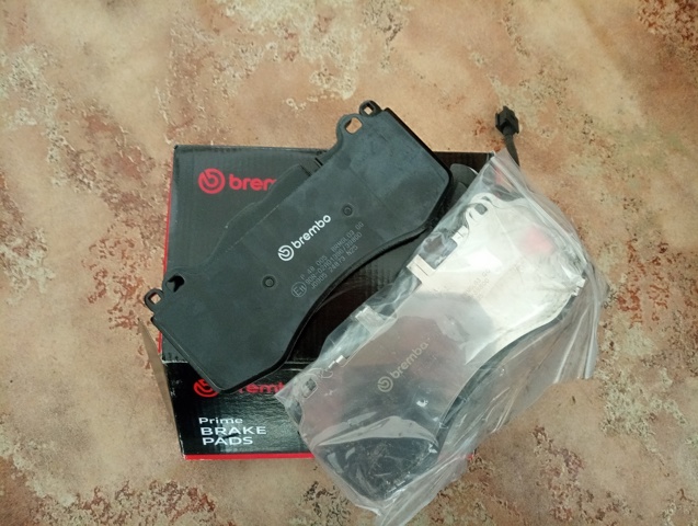 Тормозні колодки P48005 BREMBO