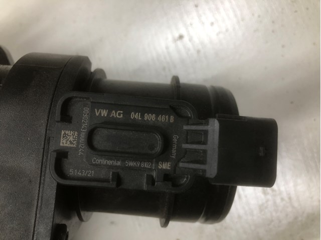 Датчик потоку повітря Audi Q3