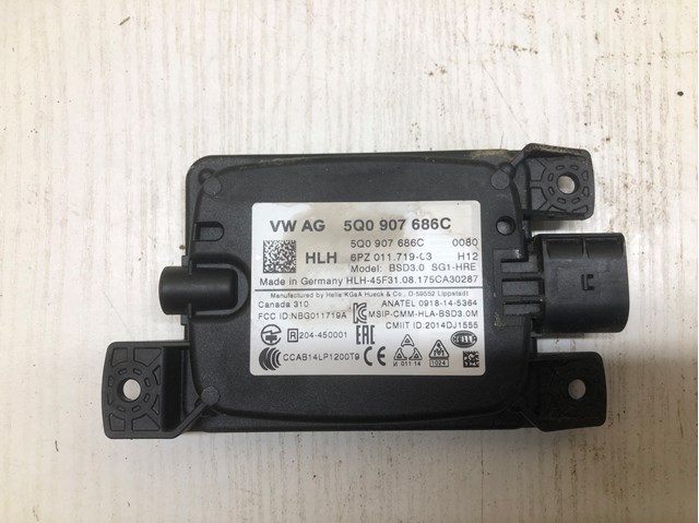 Датчик контролю мертвої зони, задній 5Q0907686C VAG