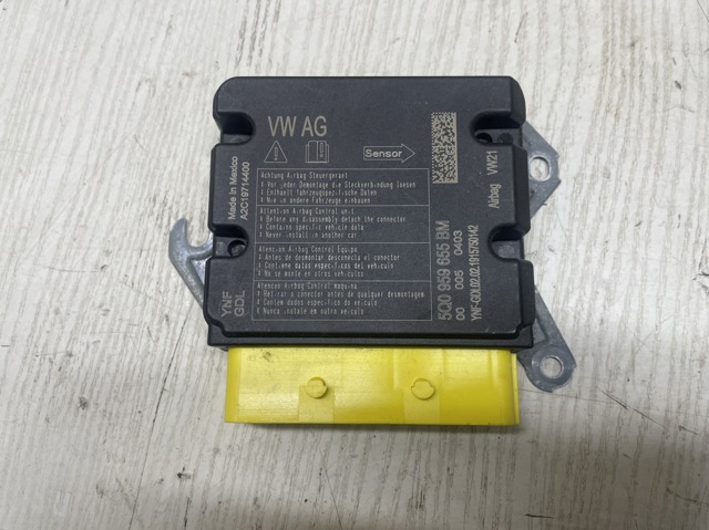 Блок управління airbag 5Q0959655BM VAG