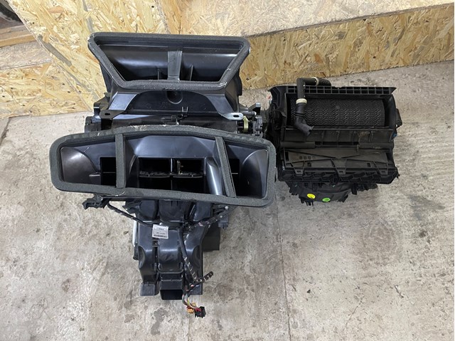 Корпус печі в зборі 5Q1820007D VAG