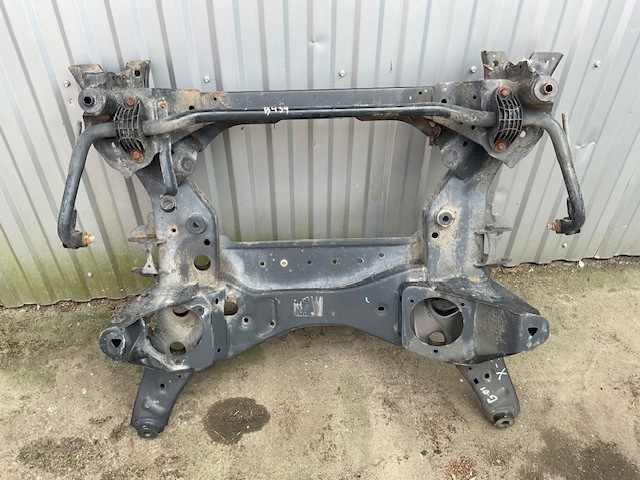 Балка передньої підвіски, підрамник 31106891262 BMW