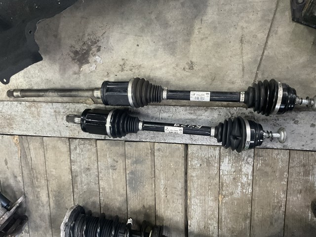 Привід передній правий 31608687782 BMW