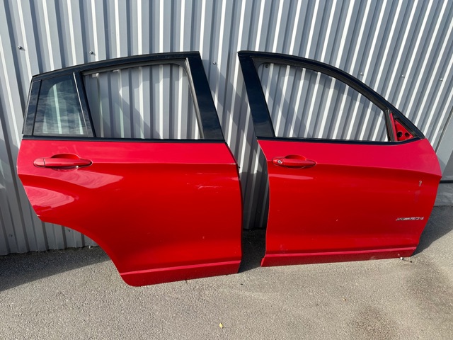 Двері задні в зборі 41007364792 BMW