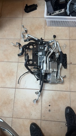 Кран системи опалення 4KE816102A VAG